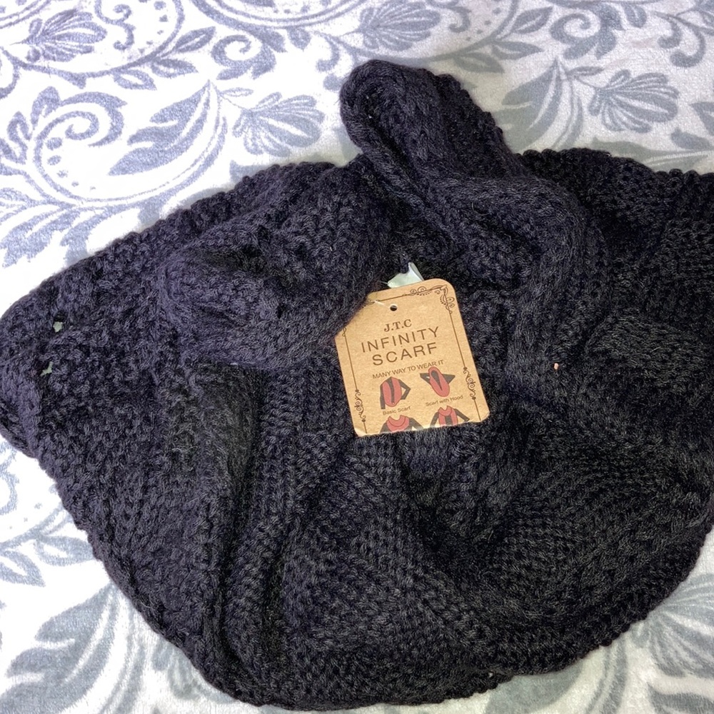 J.T.C infinity scarve
